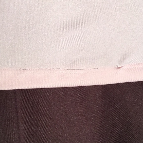 🆕SO SPORTY TANK & CAPRI SET - Picture 8 of 12